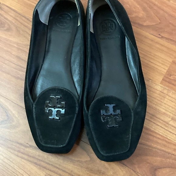 Tory Burch Black Leather Flats 6 - Picture 2 of 5